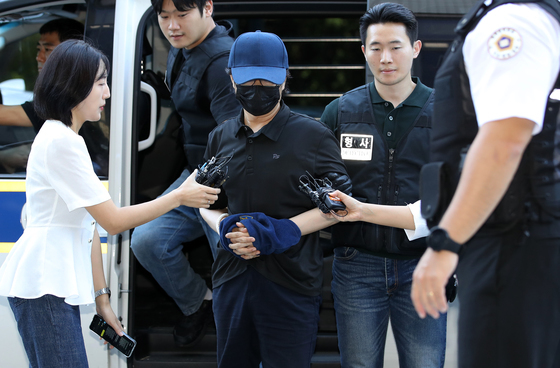 법정서 하루인베스트 대표 흉기 습격한 50대, 징역 5년 확정