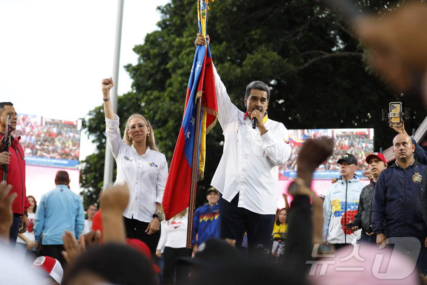 본문 이미지 - 니콜라스 마두로 베네수엘라 대통령이 3일&#40;현지시간&#41; 카라카스에서 열린 집회에 참석해 연설하고 있다. 2024.08.03 ⓒ AFP=뉴스1 ⓒ News1 최종일 기자