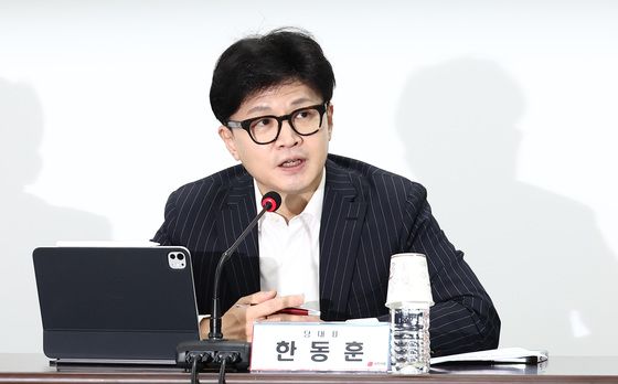 용산 "김여사 라인 없다"…친한계 "이젠 공론화 단계"