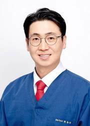 본문 이미지 - 최춘기 24시이지동물의료센터 원장 ⓒ 뉴스1