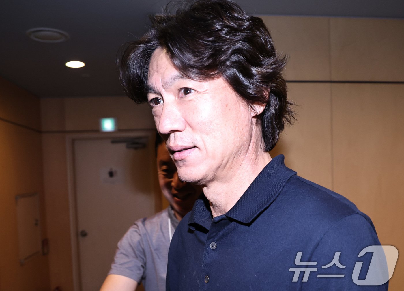 본문 이미지 - 홍명보 대한민국 축구대표팀 감독이 6일 오후 서울 종로구 축구회관에서 열린 한국축구기술철학워크숍에 참석하고 있다. 2024.8.6/뉴스1 ⓒ News1 구윤성 기자