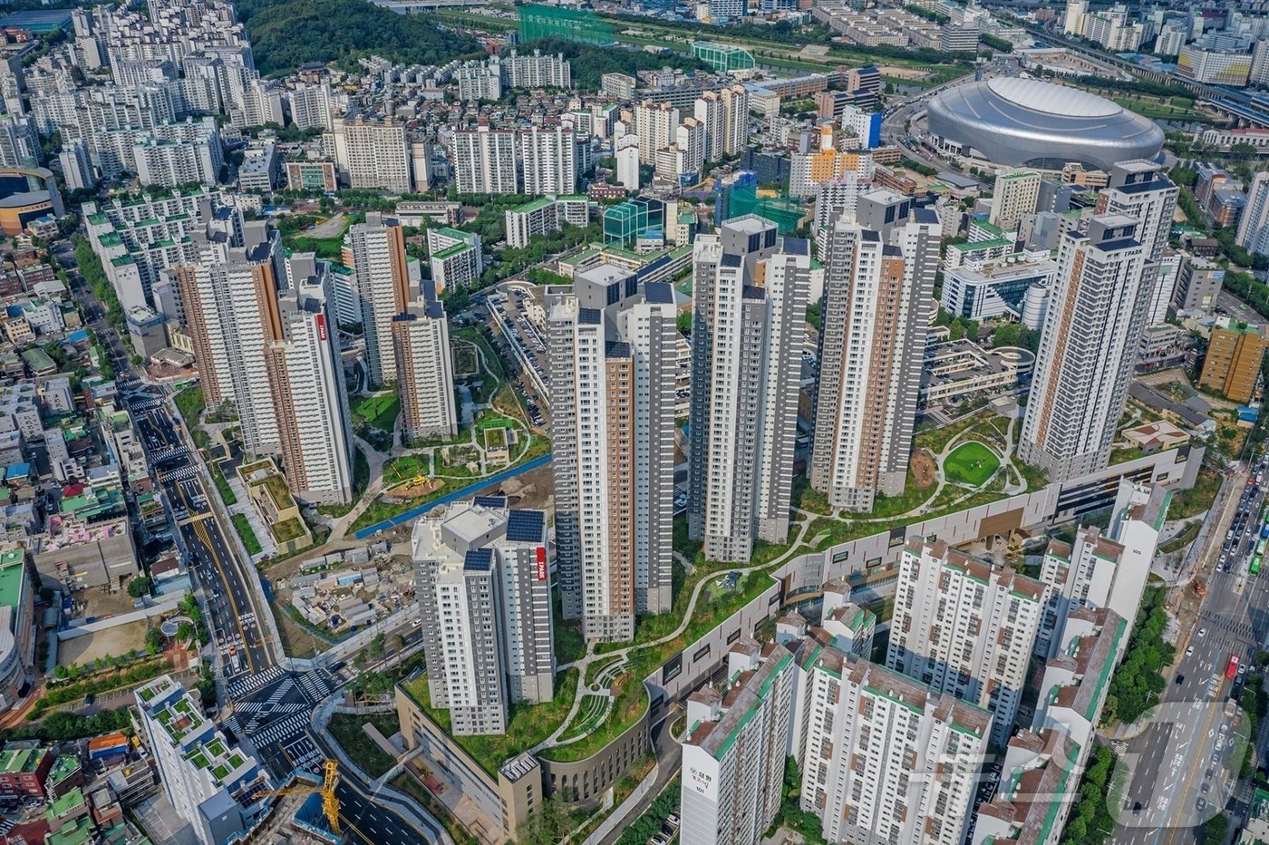 본문 이미지 - 고척 아이파크 전경.(HDC현대산업개발 제공)