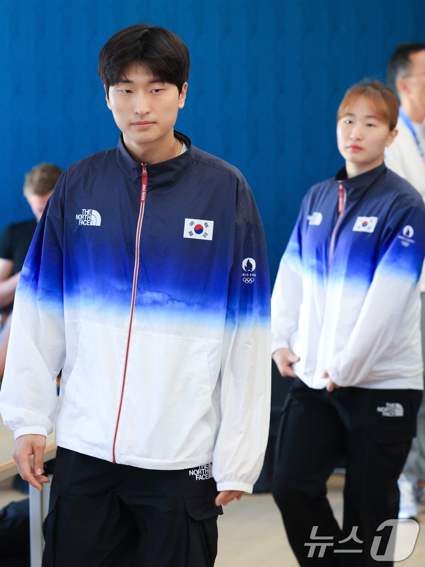 본문 이미지 - 대한민국 배드민턴 혼합 복식 은메달리스트 김원호, 정나은 선수가 6일 오후(한국시간) 프랑스 파리에 마련된 코리아 하우스에서 열린 메달리스트 기자회견에 참석하고 있다 2024.8.6/뉴스1 ⓒ News1 박정호 기자