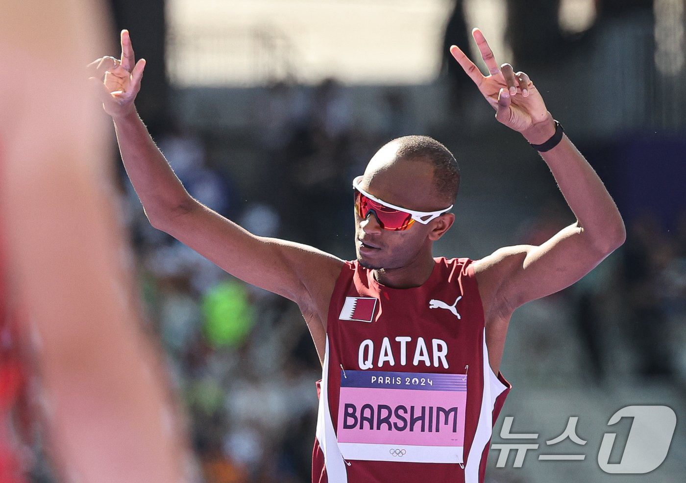 본문 이미지 - 무타즈 에사 바르심이 7일(한국시간) 프랑스 파리 스타드 드 프랑스에서 열린 2024 파리 올림픽 남자 육상 높이뛰기 예선에서 1차 시기를 도전하고 있다. 2024.8.7/뉴스1 ⓒ News1 이동해 기자