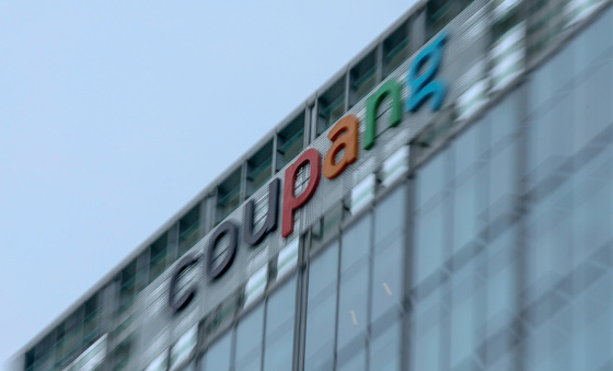 빅(Big)커머스만 뜬다…쿠팡 독주·합종연횡·버티컬 '생존'