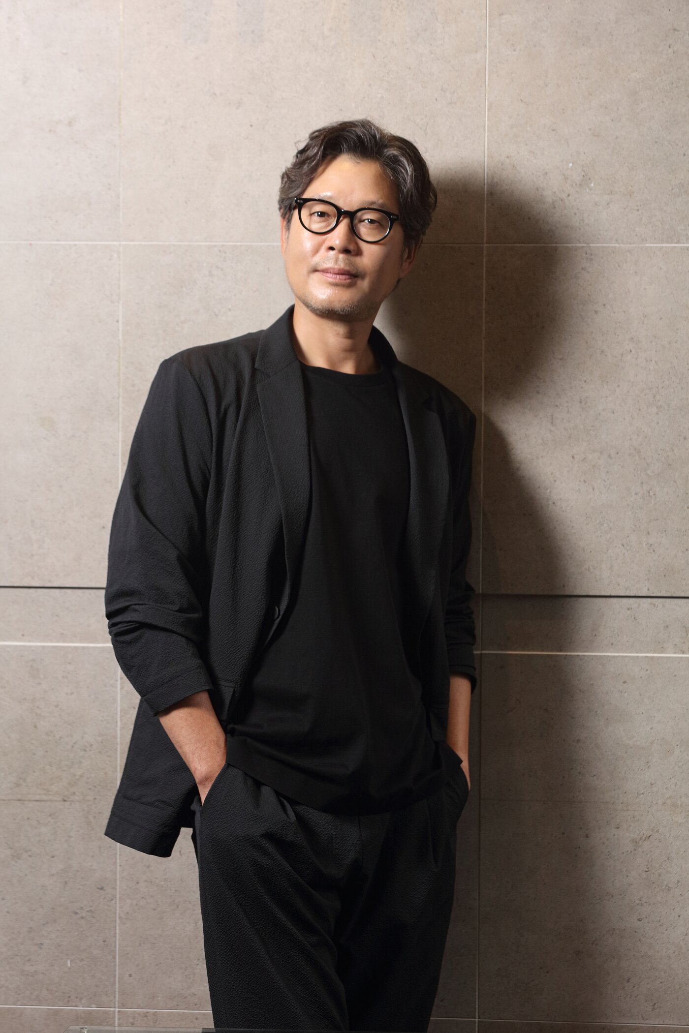 본문 이미지 - 유재명 / NEW