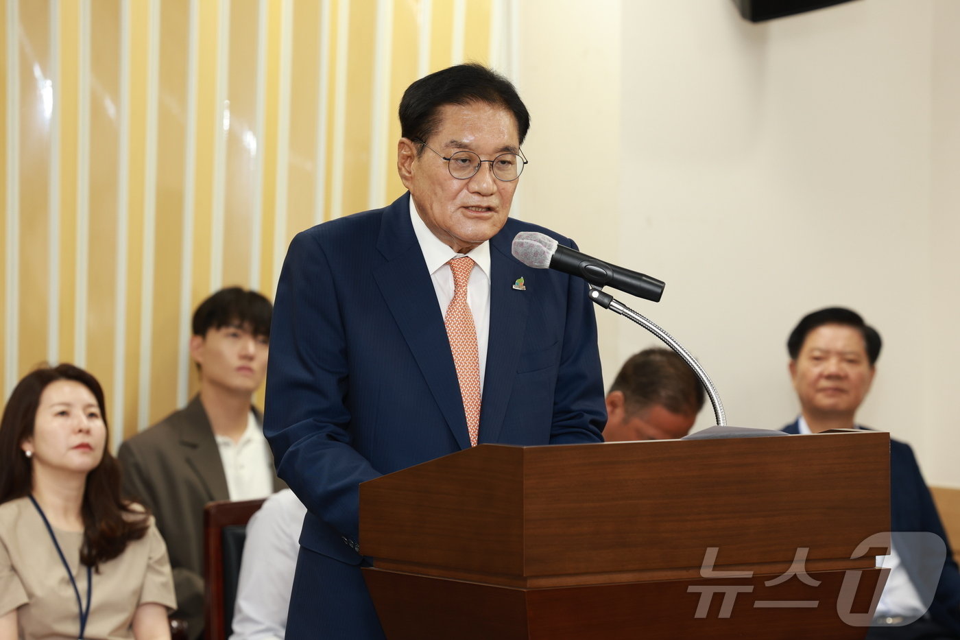 본문 이미지 - 청문회에 출석해 답변하는 최명현 후보자.2024.8.9/뉴스1