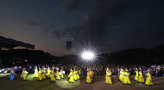 '친환경 축제 새 지평' 제28회 무주반딧불축제 개막