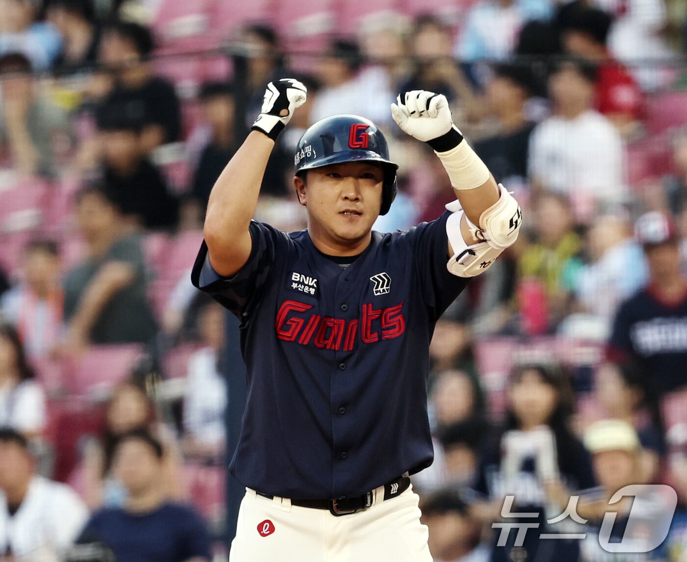 본문 이미지 - 2025 시즌을 끝으로 은퇴를 선언한 롯데 정훈. / 뉴스1 DB ⓒ News1 구윤성 기자