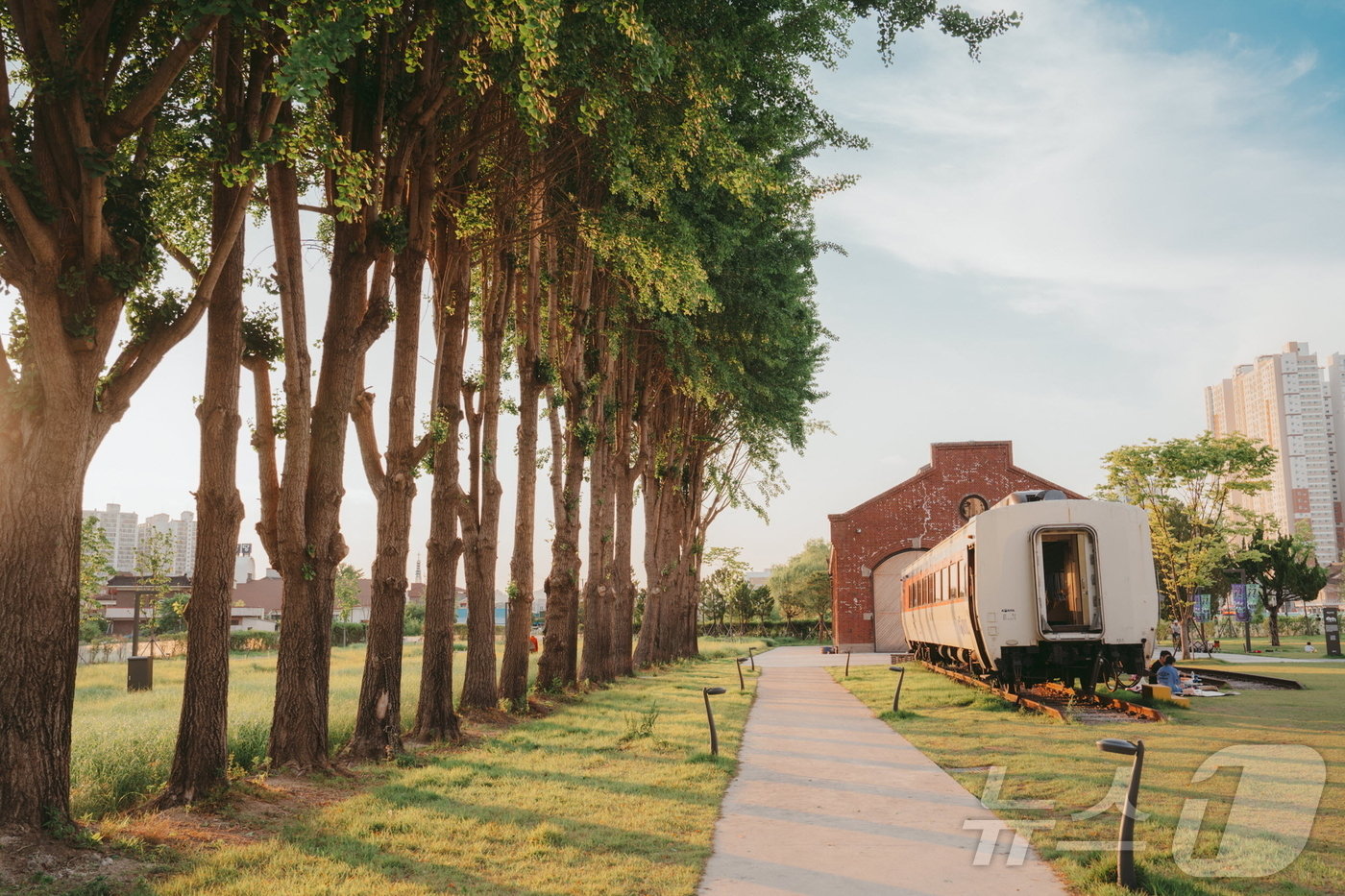본문 이미지 - 진주 철도문화공원(진주시 제공).