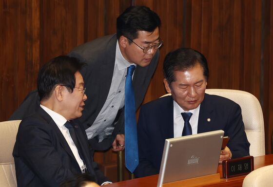 李 대통령-박찬대 만찬 연기…전당대회 앞두고 당무 개입 논란 차단