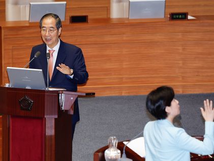 한 총리 "의료공백에 국민 죽어나가? 가짜뉴스…의료진 모욕"