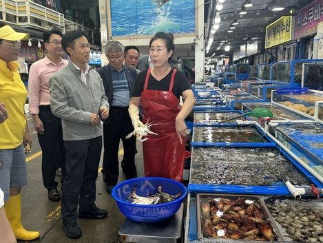 송명달 해수차관 "물가 부담을 줄이기 위해…다각적인 노력 기울이고 있어"