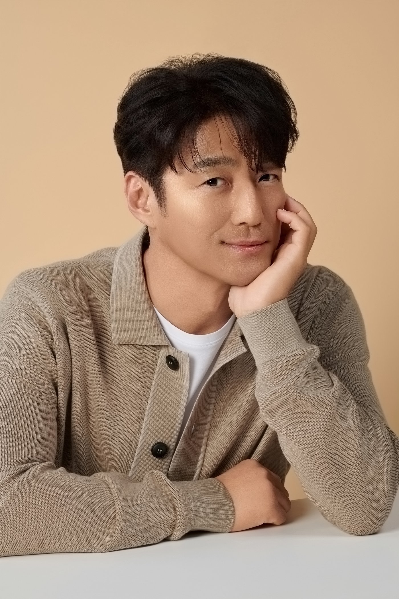 본문 이미지 - 지진희 / 이끌 엔터테인먼트