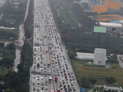 귀성길 차량 정체 시작