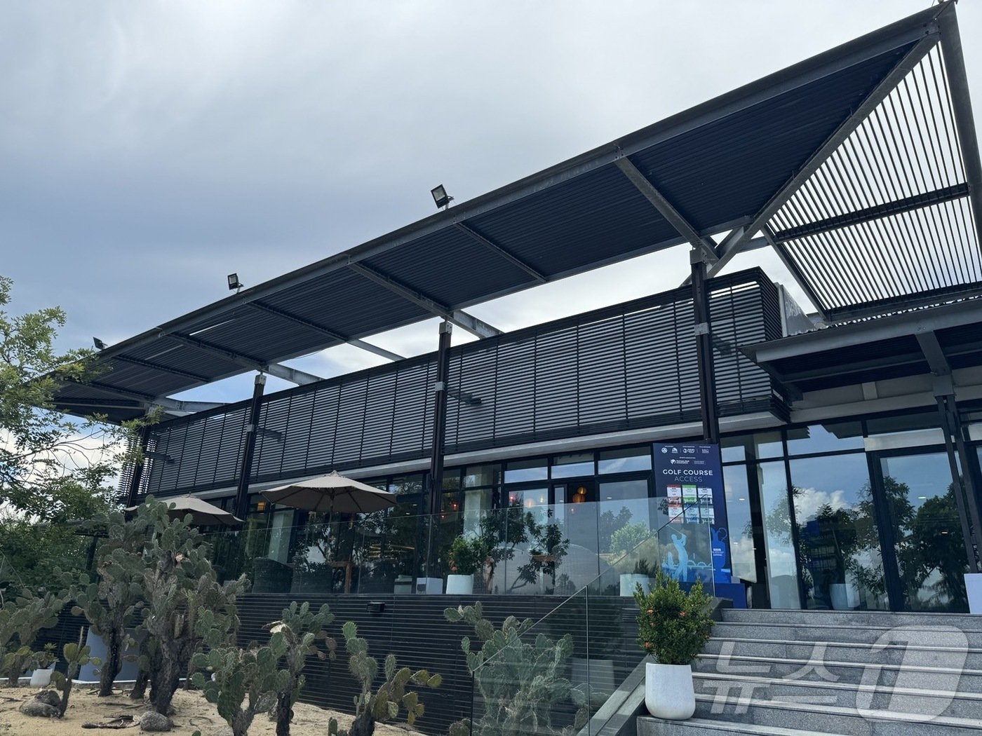 본문 이미지 - 베트남 다낭 '레전드 다낭 골프' CC 클럽하우스의 모습. ⓒ 뉴스1 김형준 기자