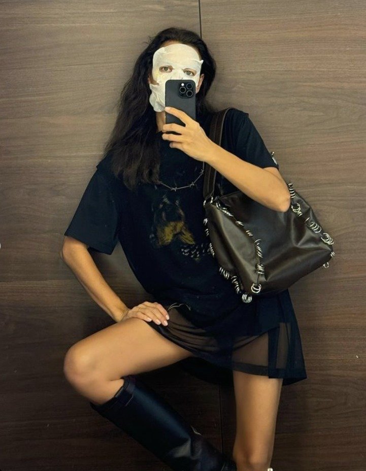 본문 이미지 - 모델 이리나 샤크 인스타그램