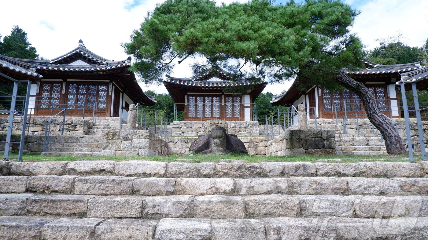 본문 이미지 - 필가봉 경관을 바라보는 슈페리어룸ⓒ News1 윤슬빈 기자