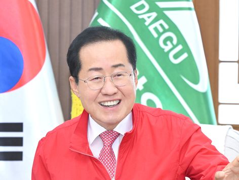 홍준표 "찌든 때 묻어도 추석"…북핵·명품백 잊고 즐겁게 보내길"