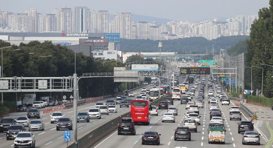 고속道 2차사고 방지위한 안전순찰원 권한 확대…국토부 "경찰청과 협의"