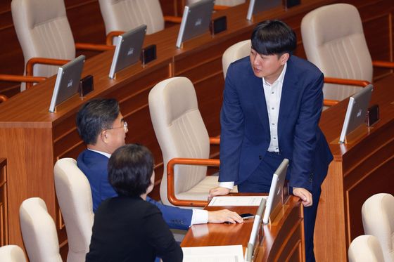 신장식 "명태균 능력, 이준석만 인정…與정치인, 엮이면 큰일 생각에 폄훼"