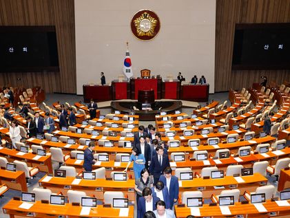 정부 '쌍특검법·지역화폐법' 접수…10월4일까지 거부권 시한