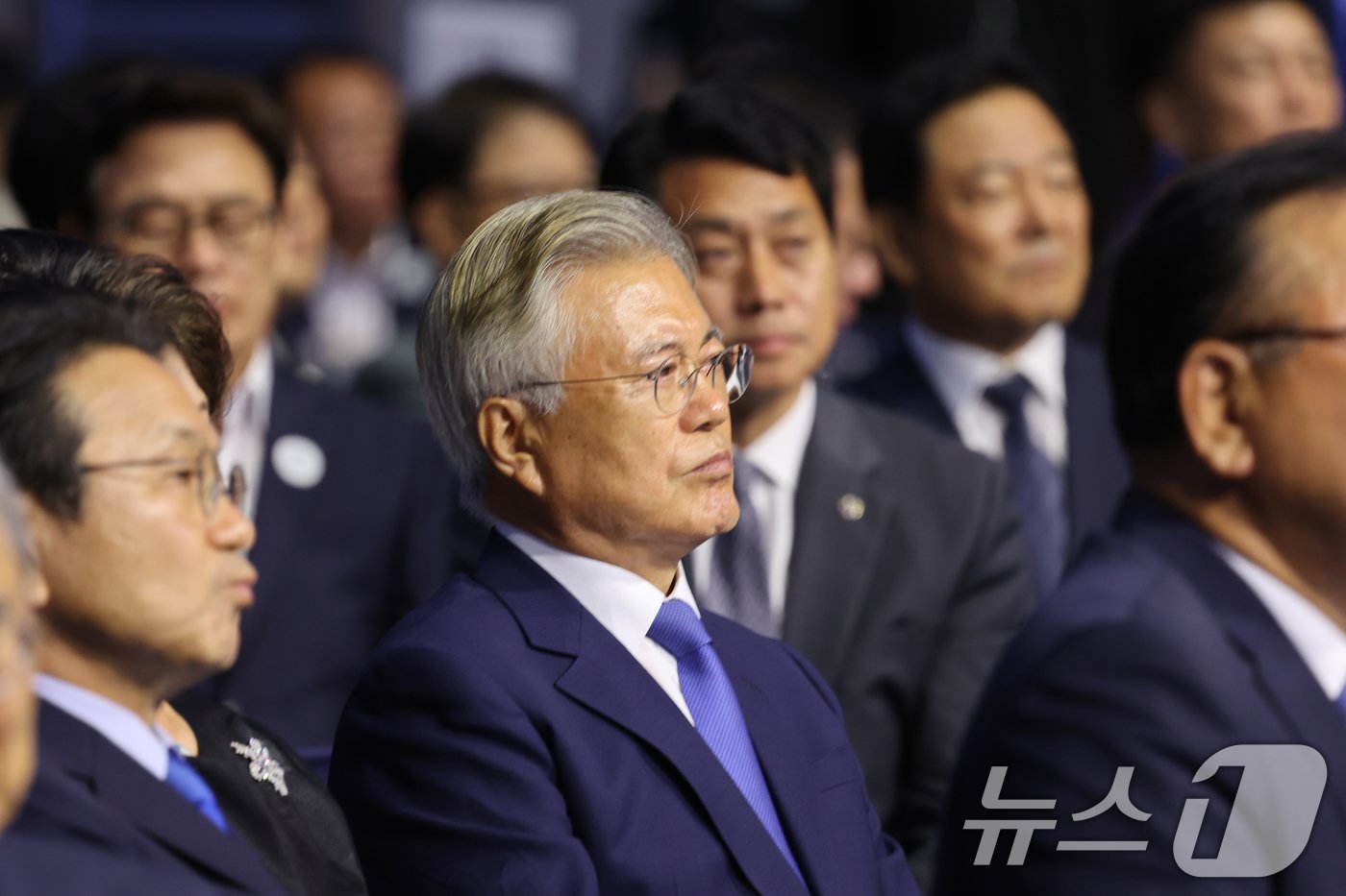 본문 이미지 - 문재인 전대통령이 19일 광주 김대중컨벤션센터에서 열린 9·19 평양공동선언 6주년 기념식에서 경청하고있다. 2024.9.19/뉴스1 ⓒ News1 김태성 기자