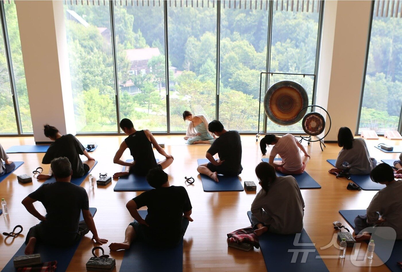 본문 이미지 - ‘우리 사이 愛 힐링’.(선마을 제공)/뉴스1