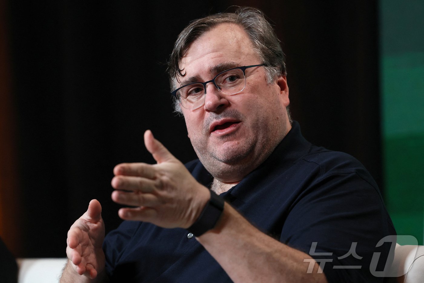 본문 이미지 - 2023년 10월 당시 링크드인 공동 창업자 리드 호프먼의 모습. ⓒ 로이터=뉴스1 ⓒ News1 조소영 기자