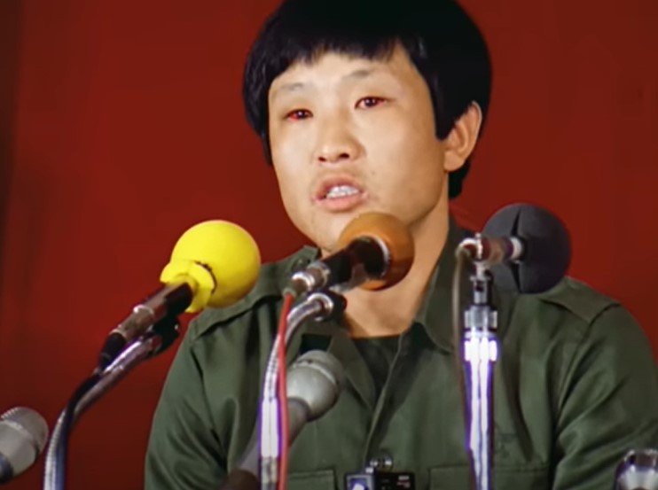 본문 이미지 - 기자회견에서 대구 미국문화원 폭탄테러의 진실을 밝히는 간첩 전충남. (KTV 갈무리)