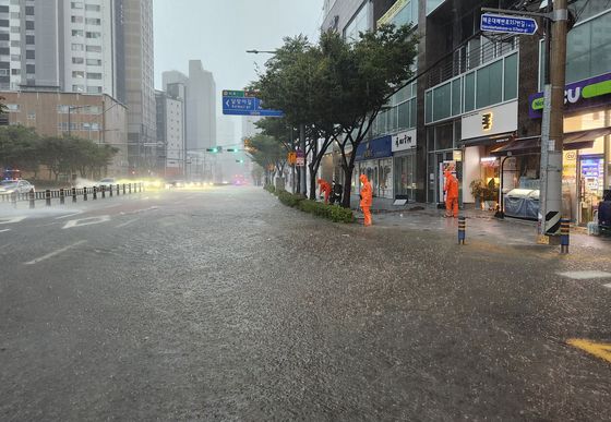 부산·파주 등 침수위험지역 16곳에 8300억 투입해 기습폭우 대비