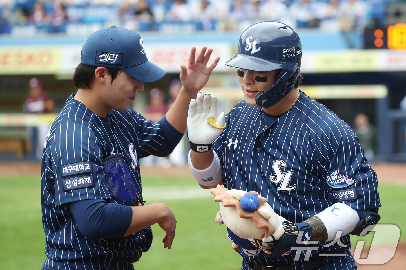 (대구=뉴스1) 공정식 기자 = 22일 오후 대구 삼성라이온즈파크에서 열린 프로야구 '2024 신한 SOL 뱅크 KBO리그' 키움 히어로즈와 삼성 라이온즈의 경기, 1회말 2사 1 …
