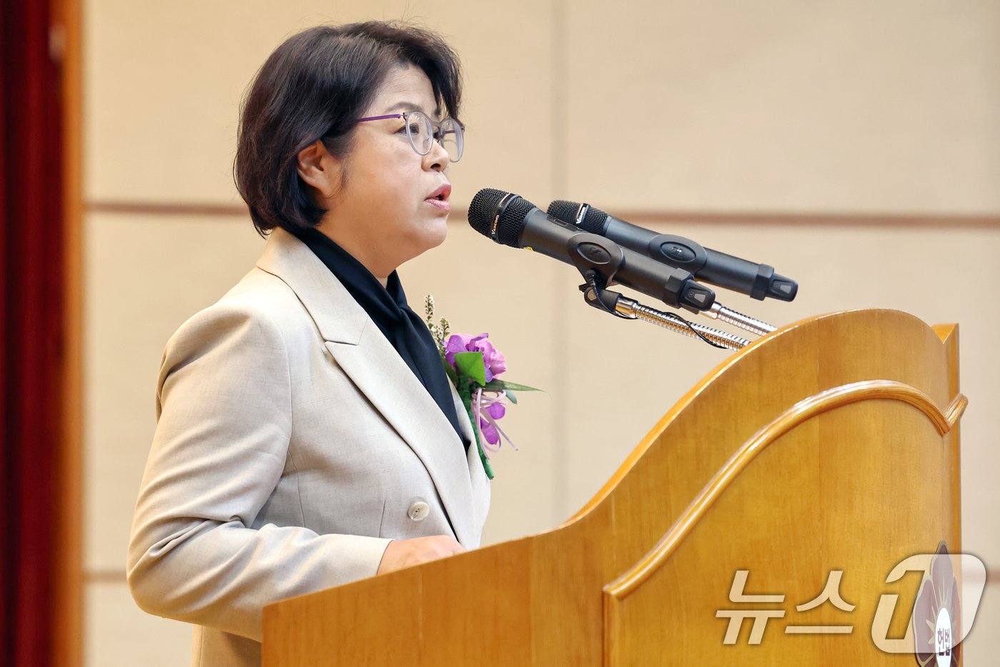 본문 이미지 - 김복형 헌법재판관이 23일 오전 서울 종로구 헌법재판소에서 열린 취임식에서 취임사를 하고 있다. 2024.9.23/뉴스1 ⓒ News1 민경석 기자