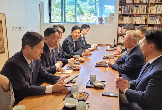 김영진 "檢, 文 죽을 때까지 뒤질 것…尹 부부 리스크 전환위한 정치적 수사"