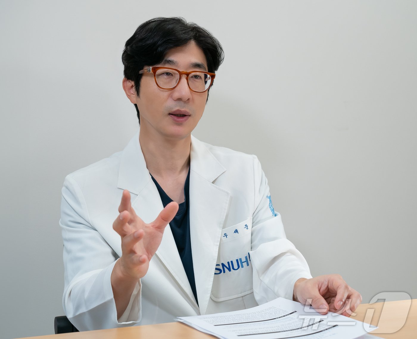 본문 이미지 - 한국망막학회의 학술이사를 맡고 있는 우세준 분당서울대학교병원 안과 교수
