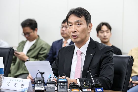 이복현 금감원장 "고려아연 공개매수 즉각 불공정 거래 조사 착수"