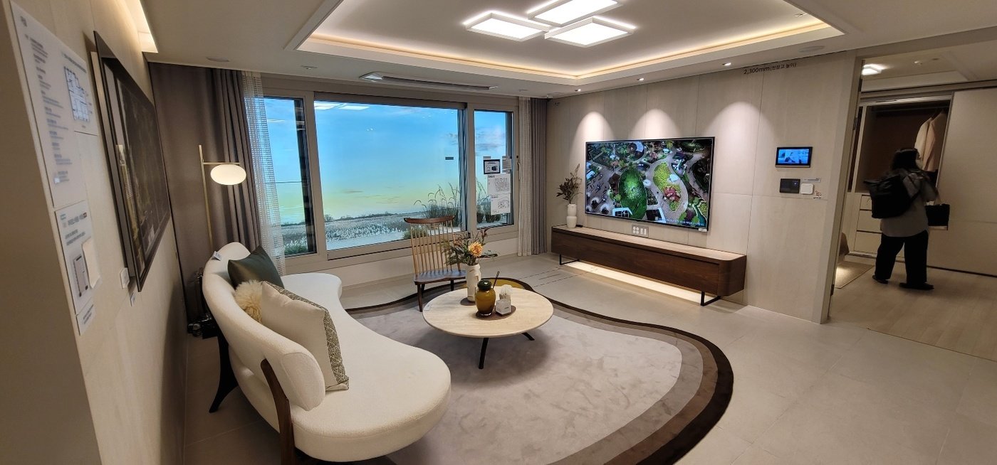 본문 이미지 - 왕길동 왕길역 로열파크씨티 푸르지오 견본주택. 2024.9.24/뉴스1 ⓒ News1 황보준엽 기자