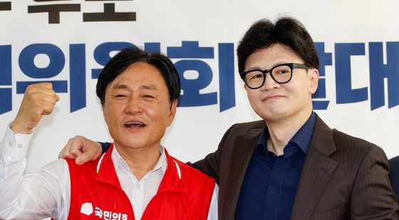 한동훈 '강화군수 후보 박용철 지원사격'