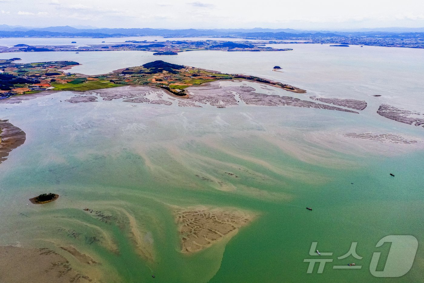 본문 이미지 - 신안 지도 갯벌 &#40;김종규 작가&#41; /뉴스1
