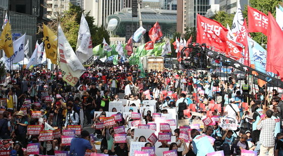 서울 도심서 '정권 퇴진' 시국대회