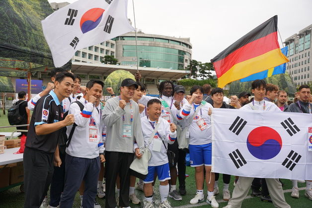 국내서 처음 열린 홈리스 월드컵 성료…멕시코 남녀부 우승