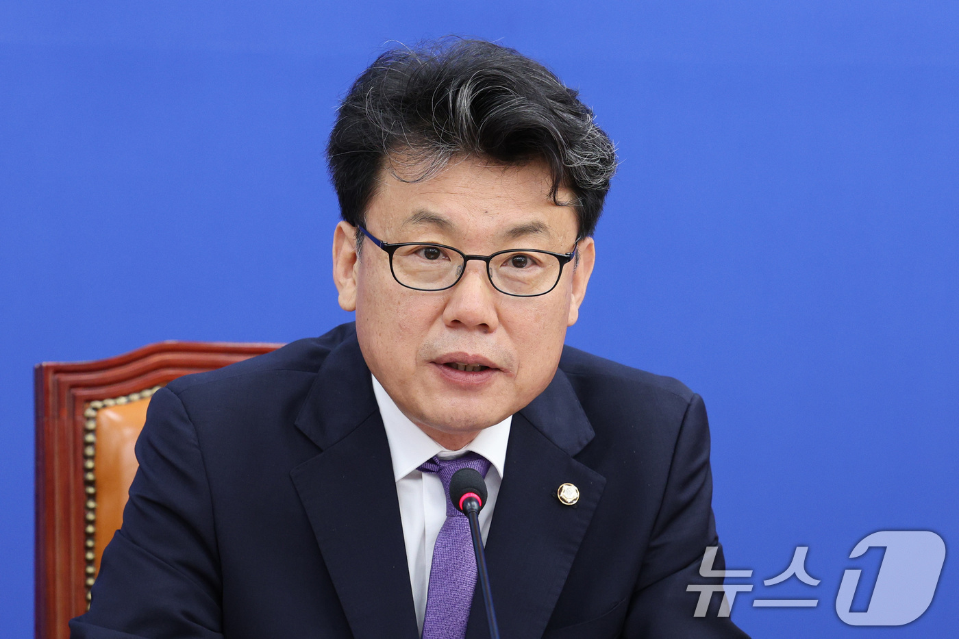 발언하는 진성준 정책위의장 - 뉴스1