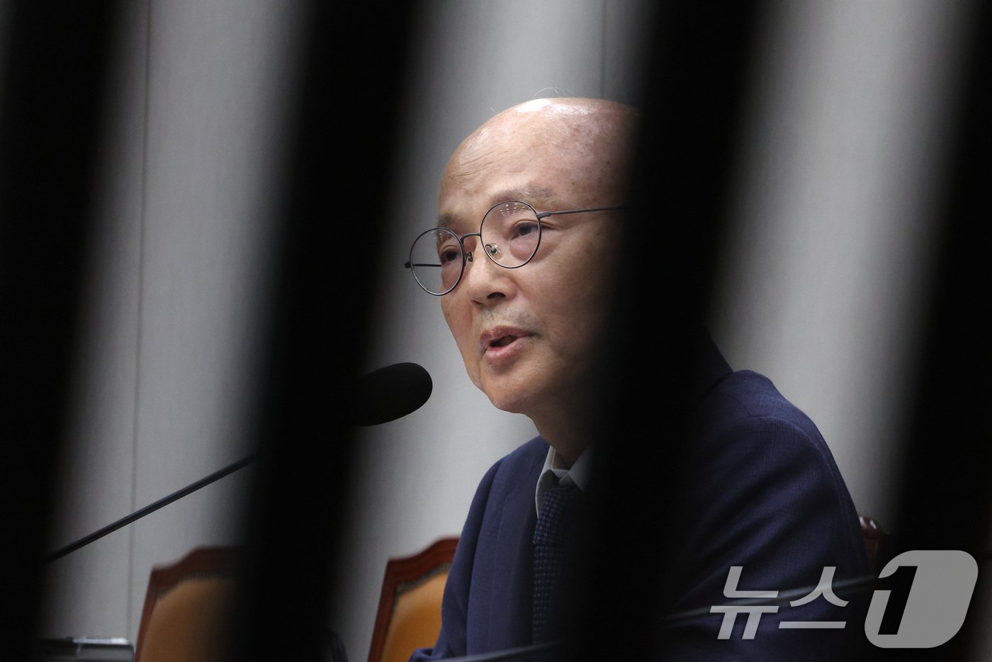 본문 이미지 - 안창호 국가인권위원회 위원장 후보자가 3일 오전 서울 여의도 국회 운영위원회에서 열린 인사청문회에서 의원들의 질의에 답변하고 있다. 2024.9.3/뉴스1 ⓒ News1 신웅수 기자