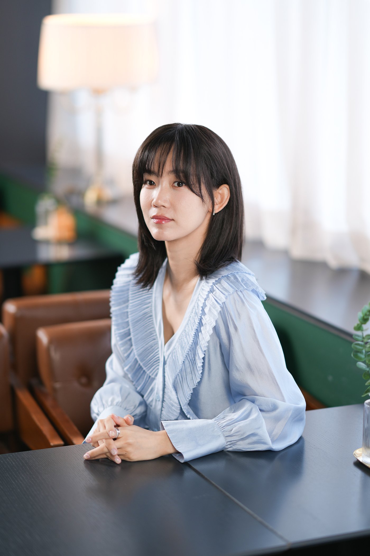 본문 이미지 - 배우 신현빈 / 쿠팡플레이 '새벽 2시의 신데렐라' 제공