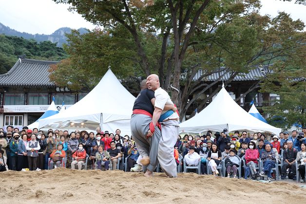 징검다리 연휴 가볼만한 팔공산 승시축제…1~3일 동화사 개최