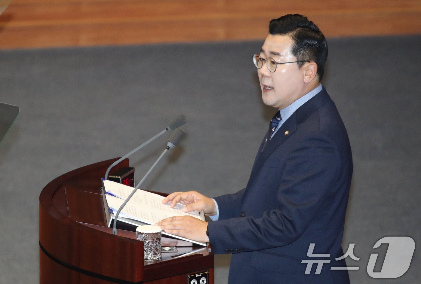 본문 이미지 - 박찬대 더불어민주당 원내대표가 4일 오전 서울 여의도 국회 본회의장에서 22대 국회 첫 교섭단체 대표연설을 하고 있다. 2024.9.4/뉴스1 ⓒ News1 이광호 기자