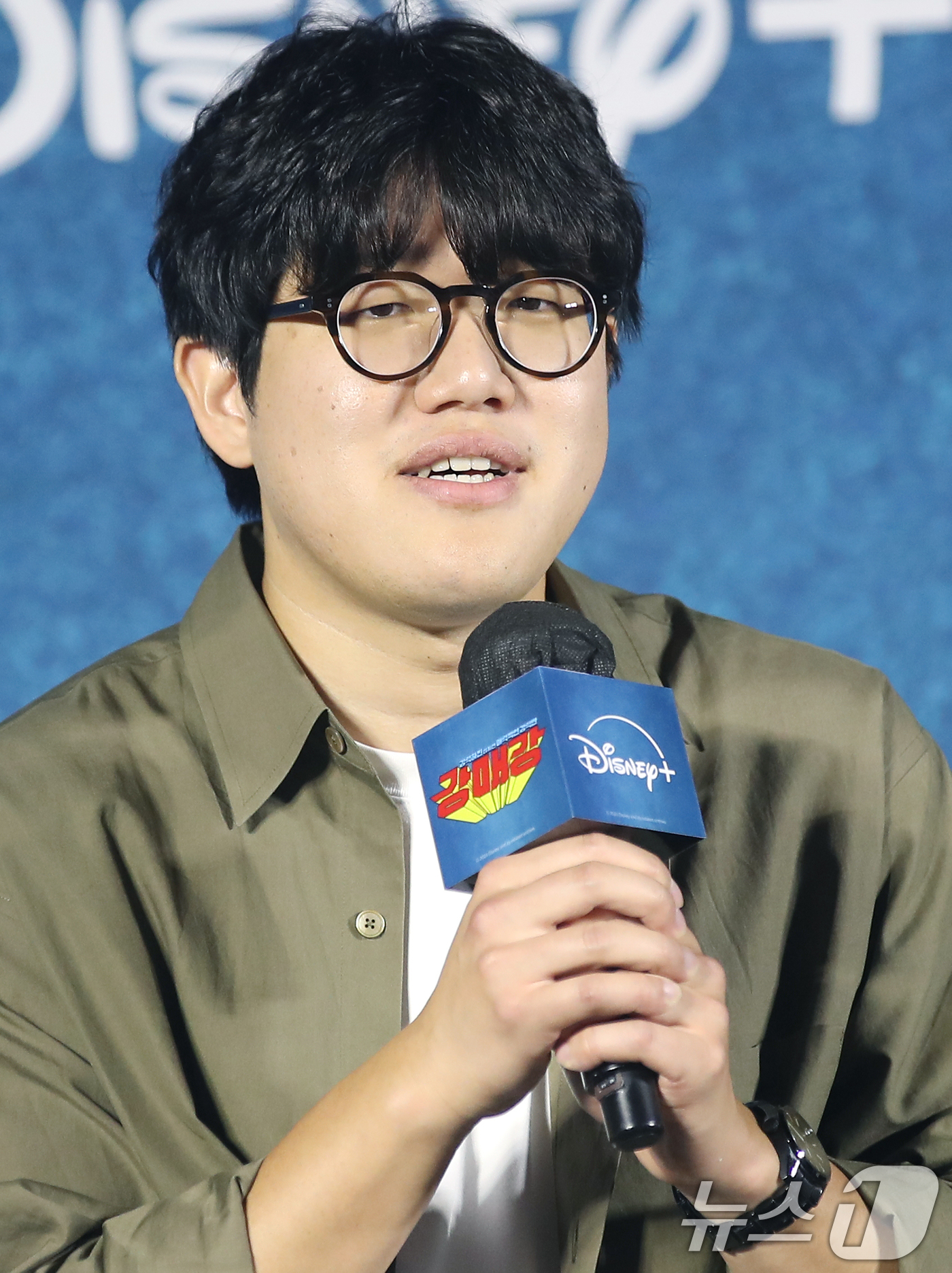 (서울=뉴스1) 권현진 기자 = 안종연 감독이 5일 오전 서울 구로구 신도림 라마다 호텔에서 열린 디즈니+ 새 오리지널 시리즈 '강매강' 제작발표회에 참석해 인사말을 하고 있다.' …