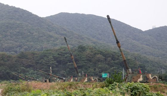 軍, 백령도 군부대 환경컨설팅…"오염물질 누출시 차단법 교육"