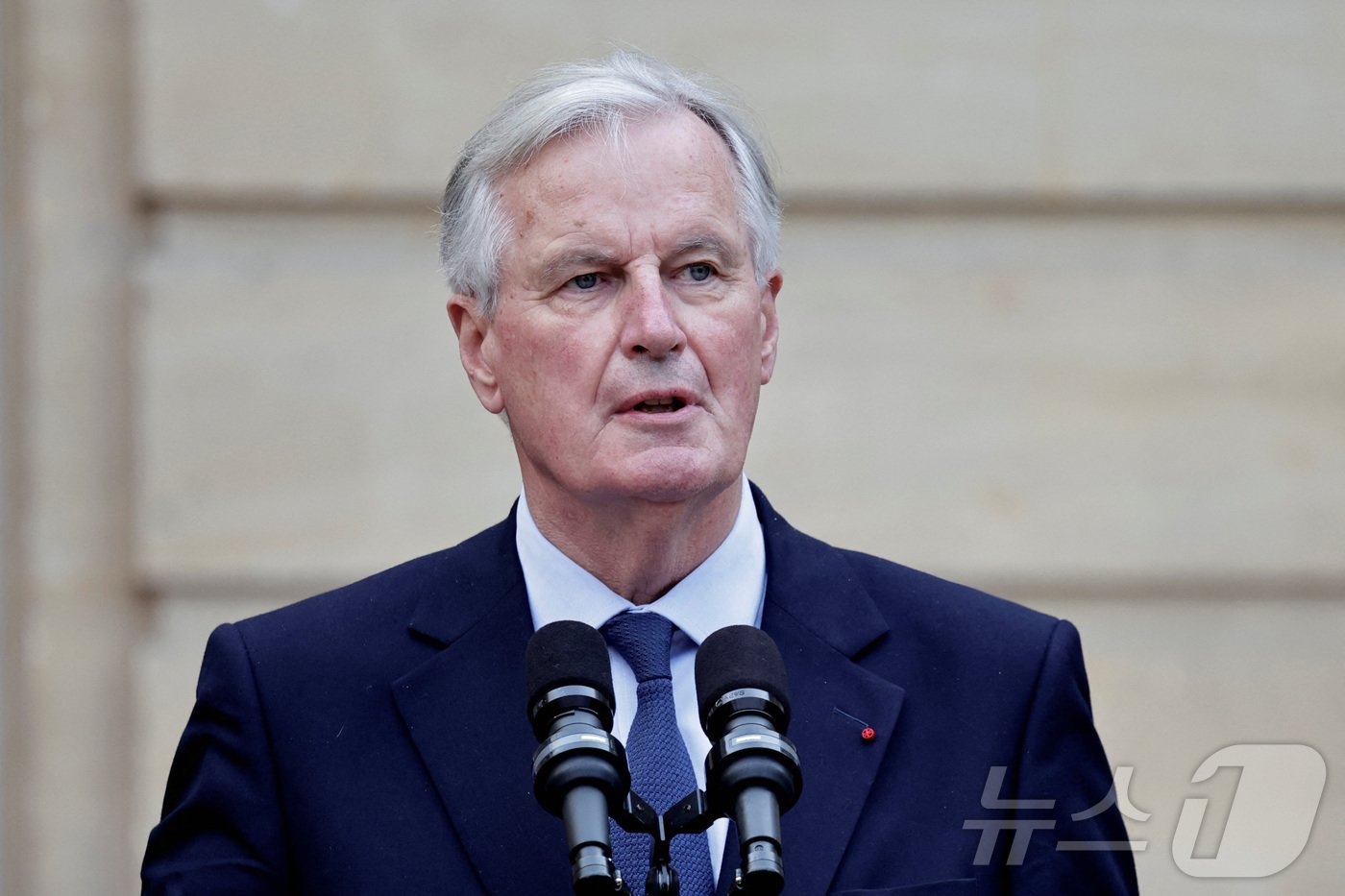 본문 이미지 - 프랑스 신임 총리로 임명된 미셸 바르니에(73). 24.09.05 ⓒ 로이터=뉴스1 ⓒ News1 김예슬 기자