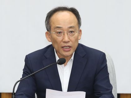 추경호 "2026년 의대 증원, 원점에서 논의할 수 있다"